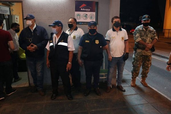 Imputan a nueve personas por soborno y contrabando | Ñanduti