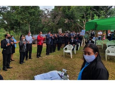 Nativos concluyen su carrera universitaria en Amambay