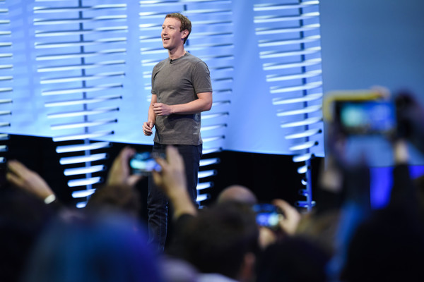 Facebook dona mil millones de dolares para construir viviendas populares en California - El Trueno