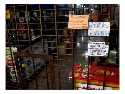 Mercaderas ahora venden hasta chúra por WhatsApp