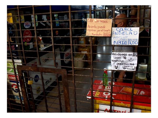 Mercaderas ahora venden hasta chúra por WhatsApp