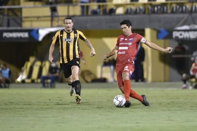 Nacional-Guaraní y la pelea por el campeonato - Fútbol - ABC Color