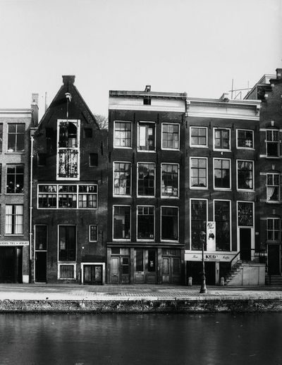 No estamos en Ámsterdam, pero podemos hacer un recorrido por la casa de Ana Frank