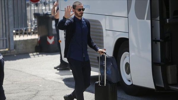 Bonucci tiene coronavirus y no jugará el derbi de Turín - Fútbol - ABC Color