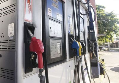 Suba de combustible: Emblema privado dice que no hubo acercamiento del gobierno para mantener precios y nuevos montos regirán a partir del lunes - A La Gran 7-30 - ABC Color