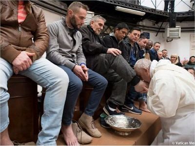Papa Francisco renuncia al lavado de pies del Jueves Santo