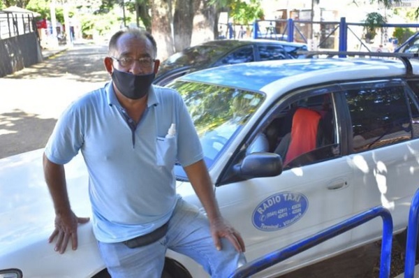 Familia del taxista Joel, acumula deudas en la farmacia ante su cuadro de Covid-19