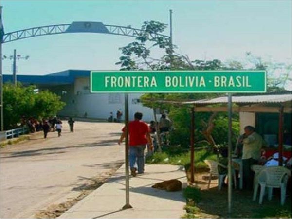 Bolivia cierra su frontera con Brasil por nueva cepa de Covid-19