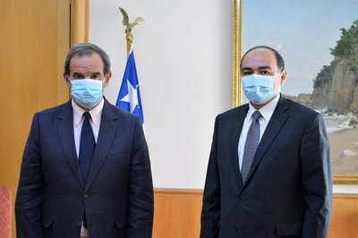 “El contagio masivo hizo que autoridades chilenas opten por cerrar fronteras" - Megacadena — Últimas Noticias de Paraguay