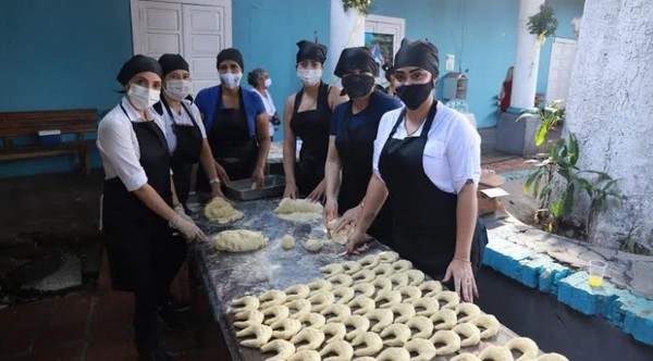 Privados de libertad donaron 4.100 chipas a familiares de internados - Noticiero Paraguay