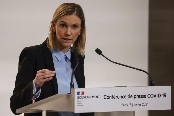La UE podría prescindir de AstraZeneca en el segundo semestre, dice Francia - Mundo - ABC Color