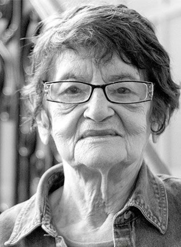 Muere Laura Márquez, una de las pioneras del arte moderno en Paraguay - Artes Plásticas - ABC Color