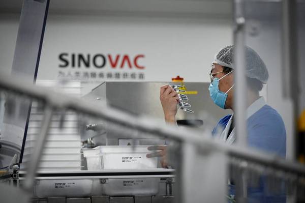 China afirma que puede producir 2.000 millones de vacunas por año | OnLivePy