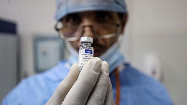 10 mil dosis de la vacuna Sputnik V llegarían la próxima semana a Paraguay