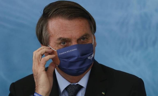 Diario HOY | Bolsonaro afirma que será el último brasileño en vacunarse contra la covid-19