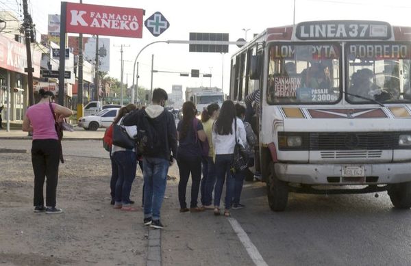 Colorados rechazarán ley que castiga a los transportistas por las reguladas - Nacionales - ABC Color