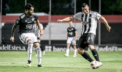 El clásico blanco y negro acapara la atención del Sábado Santo