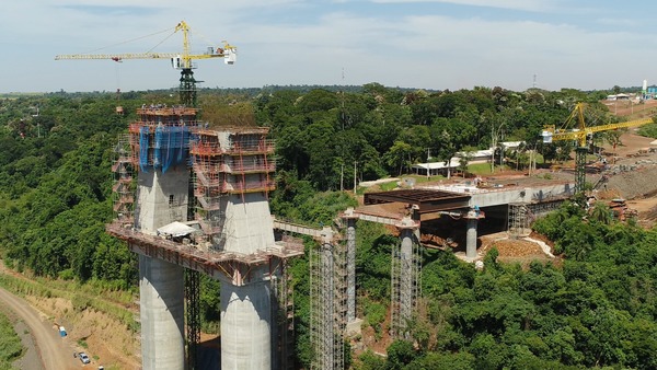 Puente de la Integración: Concluyen corrimiento del segundo tramo del tablero