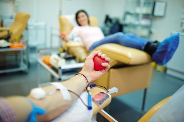 Preocupante falta de donantes: acuden a empresas para campaña de colecta de sangre - Nacionales - ABC Color