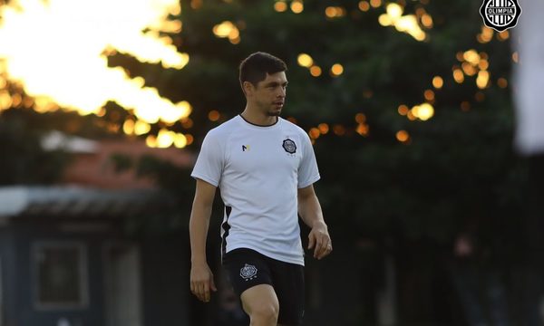 Orteman perfila como titulares a Isidro Pitta y Rodrigo Rojas