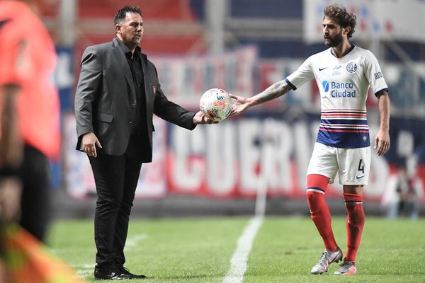 “A Ángel y Óscar Romero los vi muy bien” - Fútbol - ABC Color