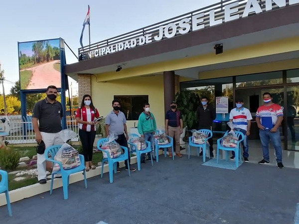ENCUENTRO Y ASISTENCIA A ÁRBITROS DE LA LIGA DEPORTIVA DE LEANDRO OVIEDO.