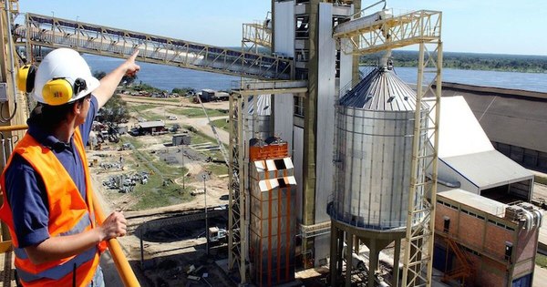 La Nación / “La pandemia fue una oportunidad para la industria, demostró su capacidad”, dice la UIP Joven