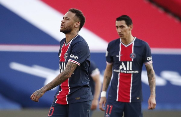 PSG perdió ante Lille y Neymar fue expulsado en su vuelta a la titularidad