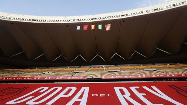 Aglomeraciones, incidentes con la Policía y caos en Bilbao previo a la final de la Copa del Rey