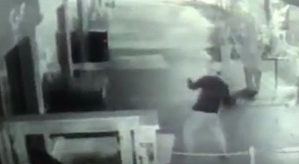 Roban restaurante asunceno por tercera vez en un año - Nacionales - ABC Color