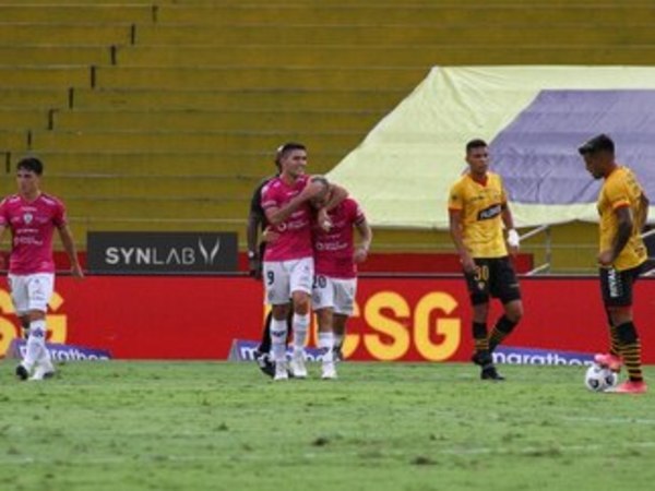 Otro gol de Montenegro: ya suma 8 tantos en 9 partidos - Fútbol - ABC Color