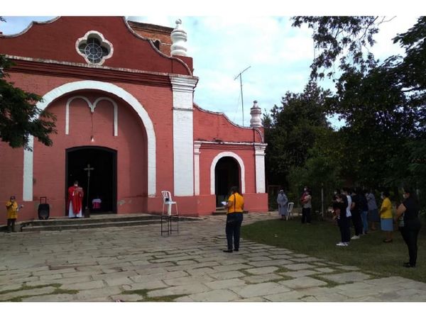 Puerto Casado, con escasa convocatoria en Semana Santa