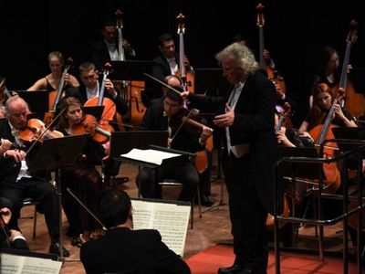 Regreso de la OSCA al Teatro Municipal
