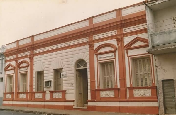 Diario HOY | Dos inmuebles del Ateneo Paraguayo, declarados como bien de valor patrimonial