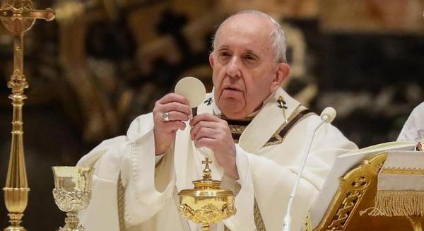 El papa pide compartir vacunas con los países pobres en una Pascua marcada por la pandemia | .::Agencia IP::.