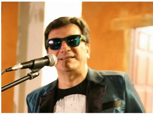 Ricky Rekalde lanzó una canción para "pascuar" a los políticos