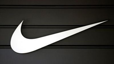 El fabricante de las zapatillas de Satán responde a la demanda de Nike