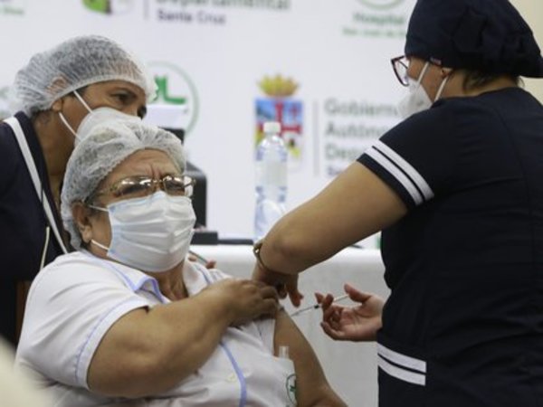Tres empleadas públicas fueron detenidas en Bolivia por el robo de 500 vacunas contra el COVID-19 | Ñanduti