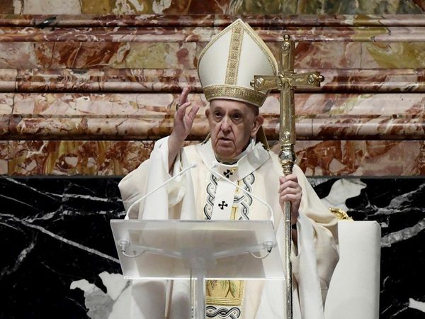 El Papa pide que vacunas anticovid lleguen a países más pobres