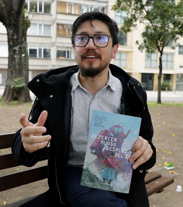 Rodrigo Bastidas: En Latinoamérica también se escribe sobre ciencia ficción - MarketData