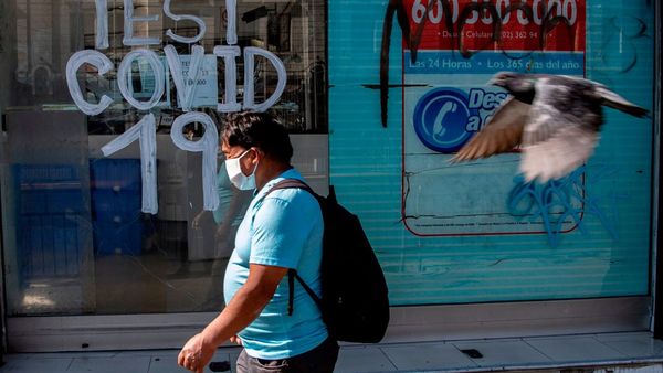 Chile suma 7.304 casos y estudia surgimiento de 'variante chilena' | El Independiente