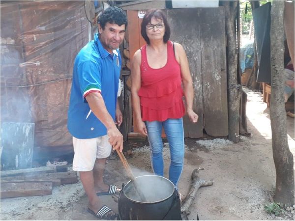 Por Pascuas regalan batiburrillo a niños en Misiones