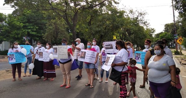 La Nación / Piden justicia para joven madre a seis meses de accidente causado por conductora ebria