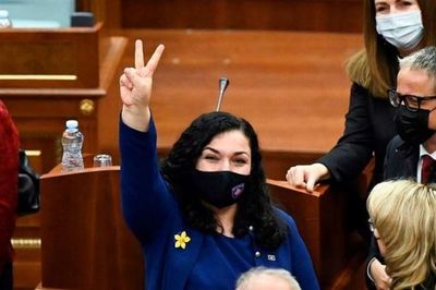 El Parlamento elige como presidenta de Kosovo a la reformista Vjosa Osmani