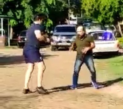 Crónica / (Video) Feroz moquete, pero con "distanciamiento"