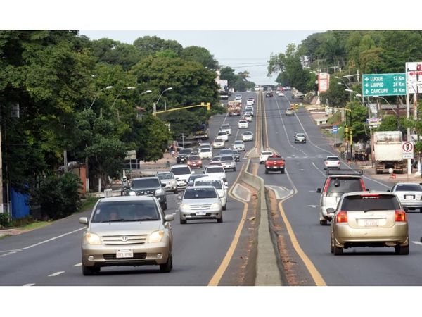 Calmo retorno  de vehículos en ruta