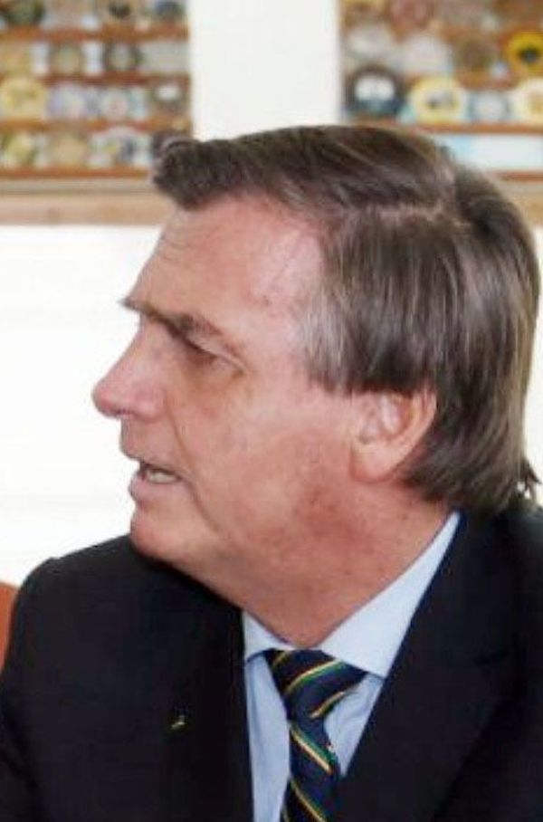 Bolsonaro busca parar alta tarifa eléctrica - Nacionales - ABC Color
