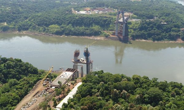 Concluye segundo tramo de tablero del puente de la Integración en lado paraguayo
