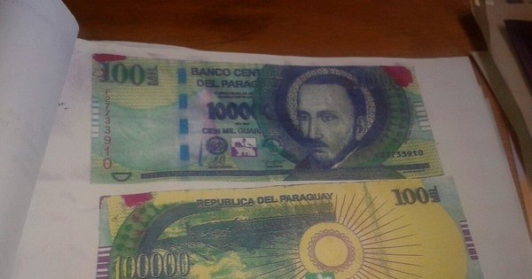 La Nación / Policía alerta ante circulación de billetes entintados producto de asalto a cajeros