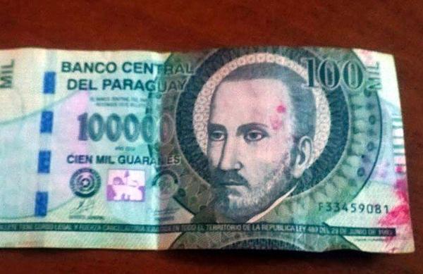 Policía alerta ante circulación de billetes entintados – Prensa 5